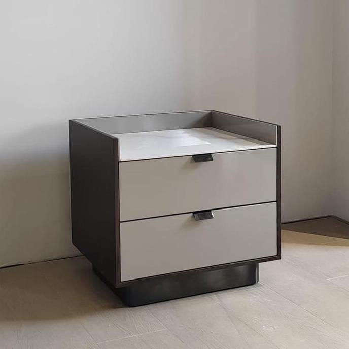 Cello Bedside Table // Rumah Tangga // Furniture // Bedside Table