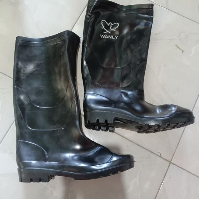 Sepatu Boot Karet Proyek Anti Selip Tahan Air