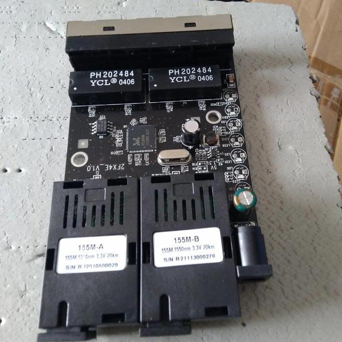 Ethernet Fiber Optic Switch Media Converter 2 SC 4 RJ45 -Side HTB 3100