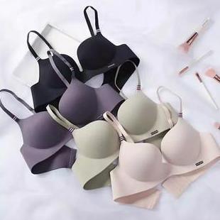 JUTSYLE PUSH UP SEAMLESS CUP BRA BH TANPA KAWAT Busa Lembut