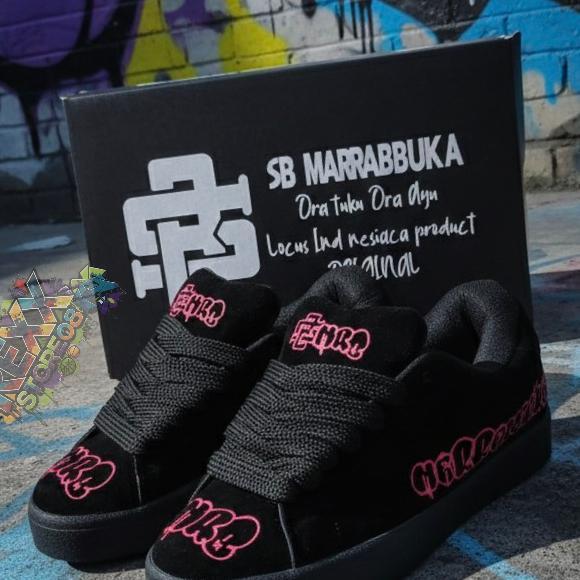 Sepatu Gemuk Skate Sneakers Model Grafiti Cocok Untuk Cowo Cewe Remaja Sewasa Casual Sneakers Hitam 