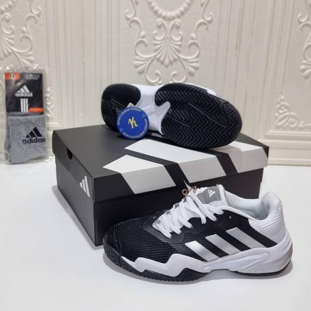 CUCI GUDANG Sepatu adidas Tenis Barricade 13 Putih/Hitam