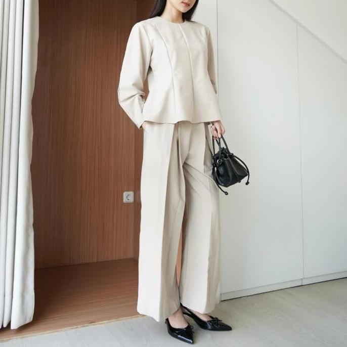 Yomono - Serene Pleated Pants Highwaist Celana Kulot Wanita