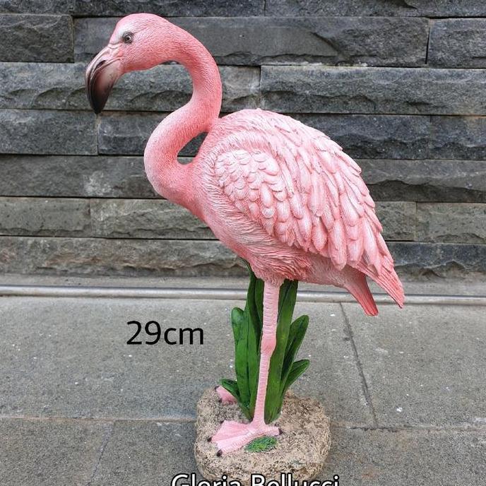 patung burung flamingo pajangan rumah dekorasi taman kolam kebun