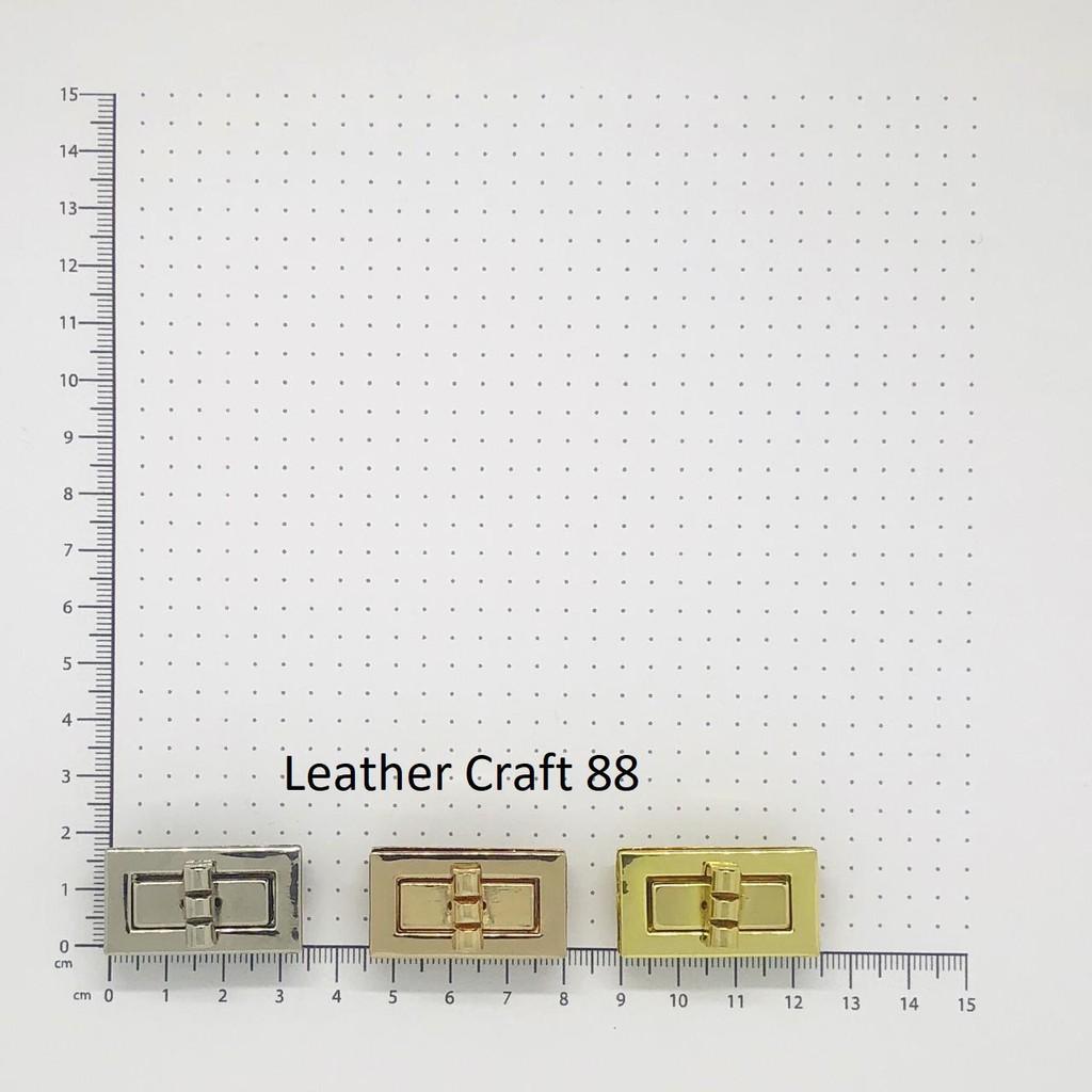 Kunci Tas Kotak/ Kunci Putar / Kancing Putar 3 Cm
