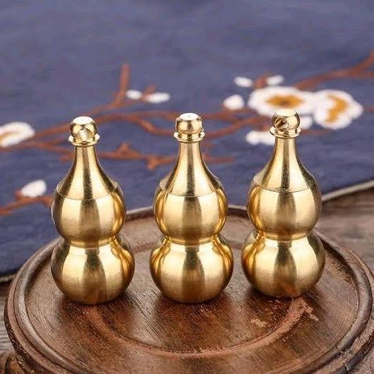 Cool- Liontin Tabung Labu Size Besar Bahan Dari Logam Kuningan