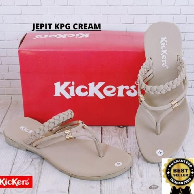 Shoes- Sandal Nita Trepes. Sandal Kickers Jepit Nita. Sendal Nita Desa Sandal Slop Nita Flat Cewek S