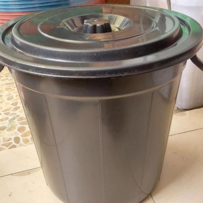Ember Tutup Hitam 30 Liter/Tong Air Hitam 30 Liter Bahan Plastik Tebal