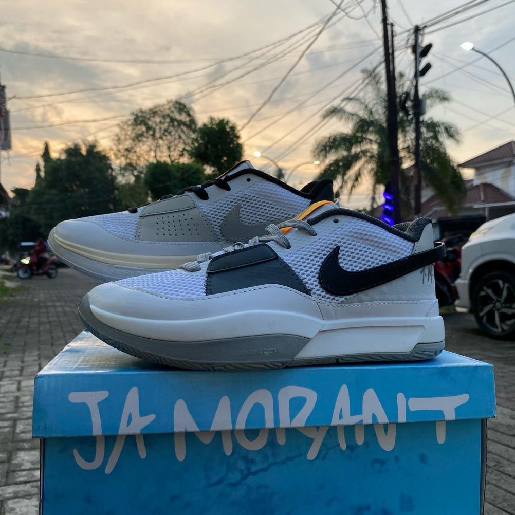 terbaru sepatu basket ja morant 1 ep light grey