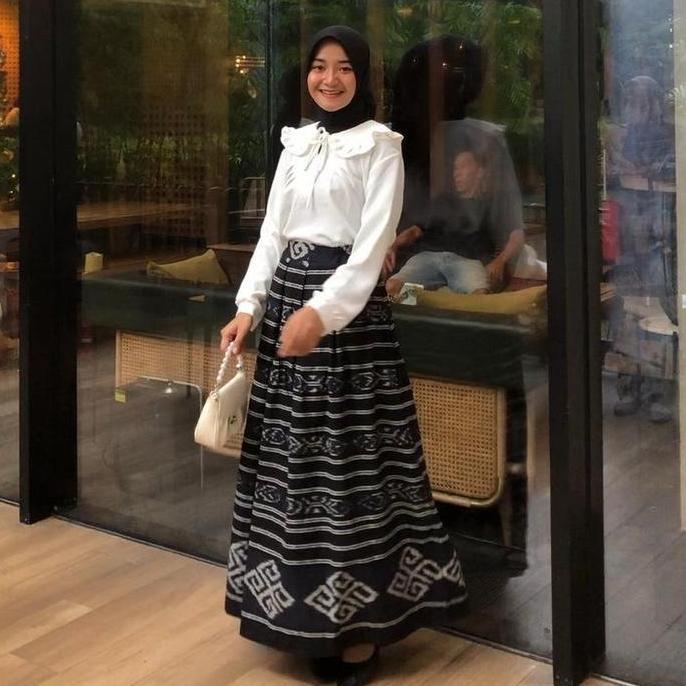 Rok Lipit Toraja Hitam Etnik - Rok Lipit Panjang Wanita - Rok Wiru Panjang - Rok Lipit Pinggang Kare