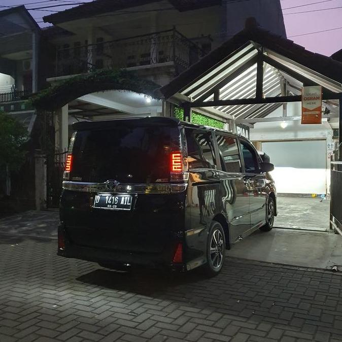 Philips LED Toyota Voxy Full Set
