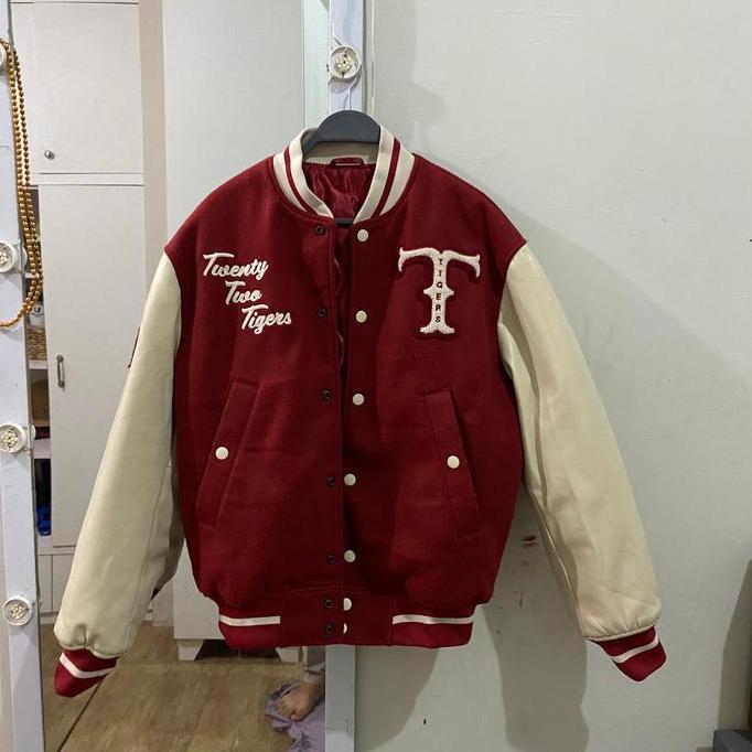 PREMIUM / Varsity h&m tiger leather