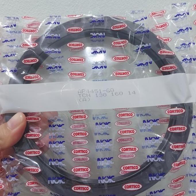 OIL SEAL TCN 130 160 14 . TCN 130 X1 60 X 14 JEPANG NBR RS99