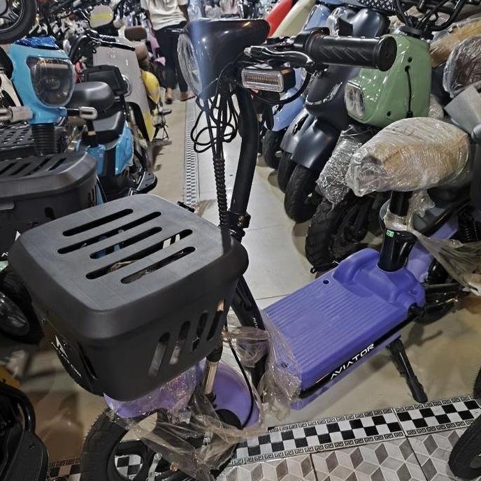Sepeda Listrik aviator 223