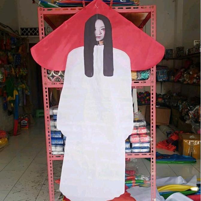 Bestseller- LAYANGAN HANTU KUNTILANAK