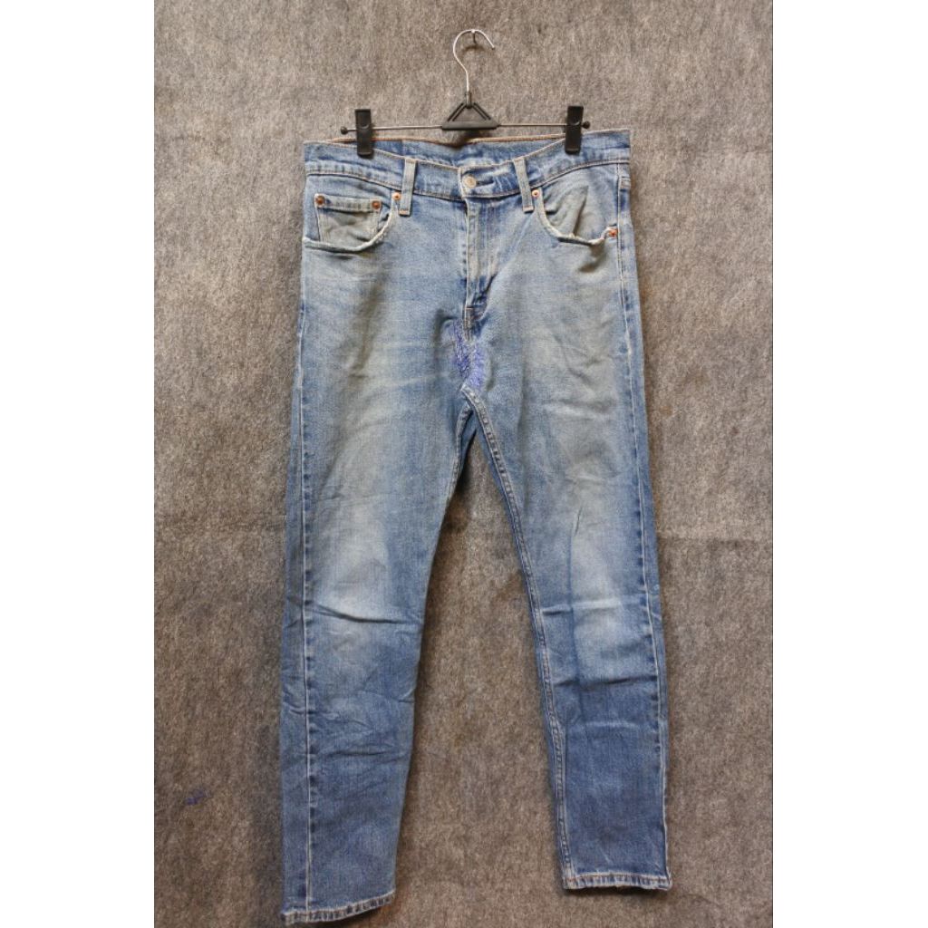 Celana Jeans Levi’s 512 DEFECT Original Vintage second preloved size 30