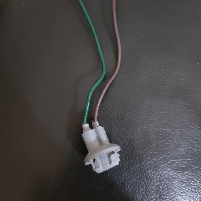 Fiting Soket Lampu Sein Senja Bohlam T10