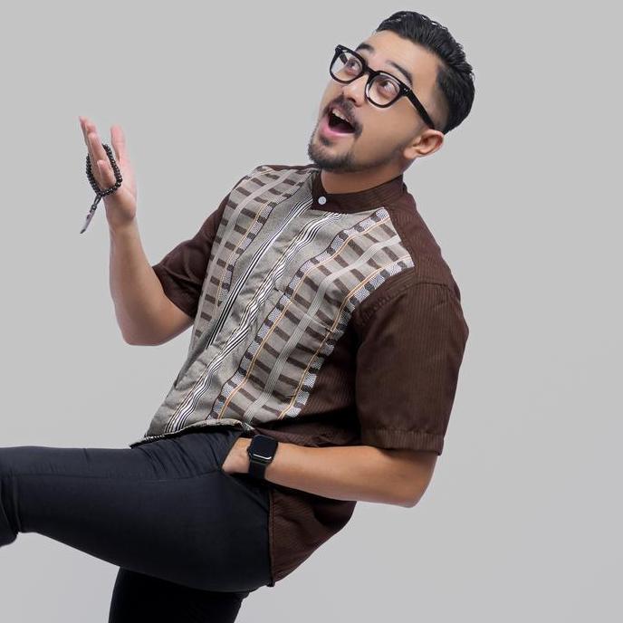 DGM Baju Koko Pria Lengan Pendek Bordir Premium Coklat Mahogany Motif Argyle Baju Koko Burgundy 041 