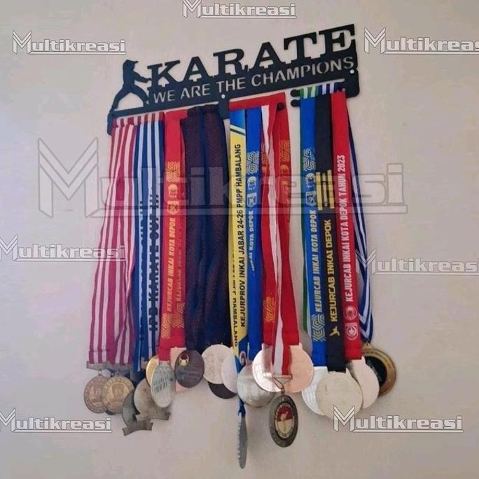 Beladiri Gantungan Medali Olahraraga Karate, Pencaksilat, Taekwondo