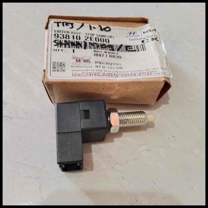 TERLARIS SWITCH LAMPU REM BELAKANG STOP LAMP HYUNDAI TRAJET I10 I20 