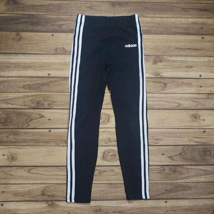 Legging Adidas anak size tag 150(10-12 tahun)