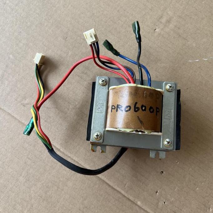 Trafo Ups Prolink PRO 600 P / 600 VA