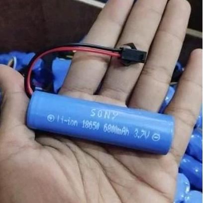 Batterai 3.7 Volt 18650 kapasitas 6.800 Mah Soket hitam 2pin