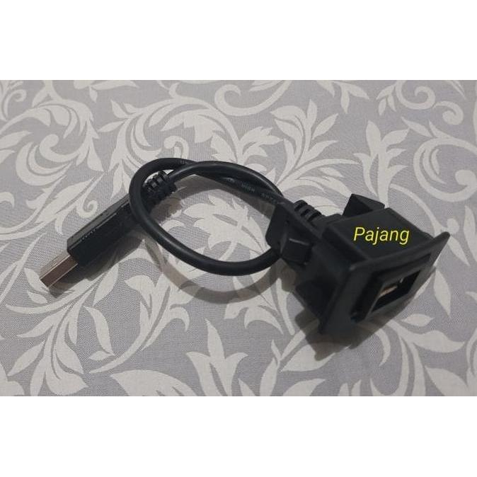 Colokan Usb Untuk Mobil Honda Brio / Jazz /Civic /Accord / Crv / Freed