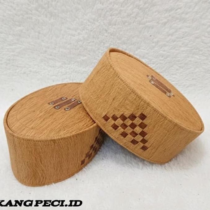 PECI/KOPIAH KULIT KAYU WARU | MOTIF SOMGKOK ANYAM PIRAMID Peci songkok Muslim