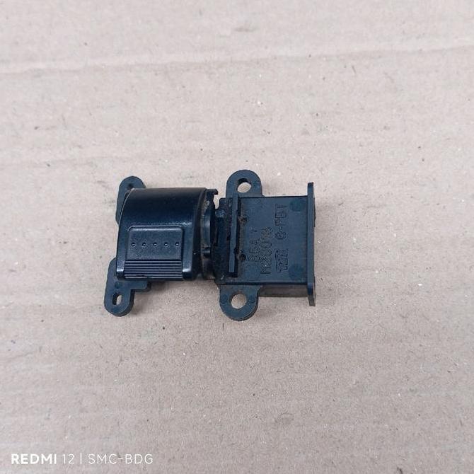 SWITCH SAKLAR TOMBOL POWER WINDOW NAIK TURUN KACA PINTU BAGIAN KANAN R HONDA CRV GEN 2 ORIGINAL COPO