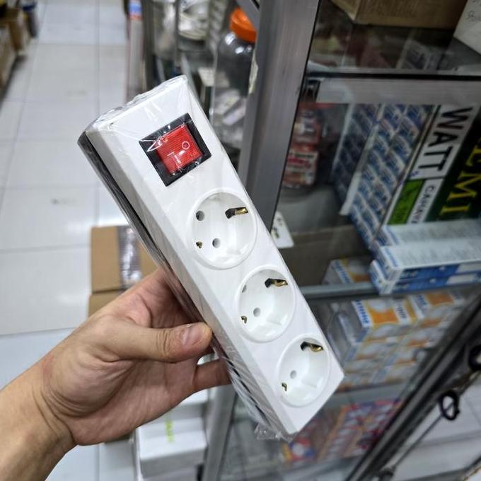 STOP KONTAK ARDE TERMINAL KUNINGAN BROCO 3LUBANG 3 LUBANG + SWITCH SAKLAR TANPA KABEL 15431 READY