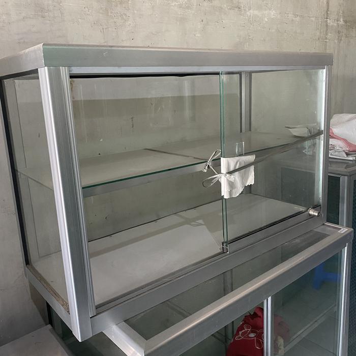 Etalase makanan kaca display