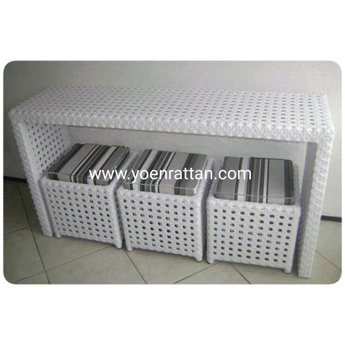 Stool Bar Rotan Sintetis