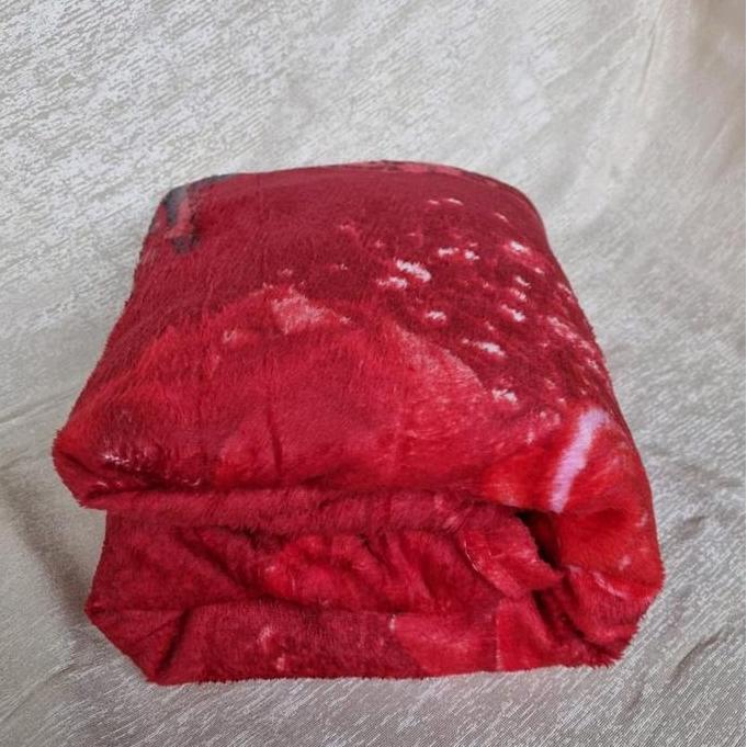 TERLARIS SELIMUT TEBAL BULU HALUS 150X200CM SRH TIDAK LUNTUR - HADIAH KADO YANG COCOK