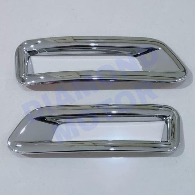 Nissan Juke Juke 2011 List Garnis Cover Chrome Reflektor Bemper Belakang