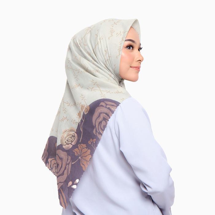 Bisa Cod - Zm Zaskia Mecca - Yogya Scarf Kerudung Segi Empat Voal Hitam Syari Basic Edisi Yogyakarta
