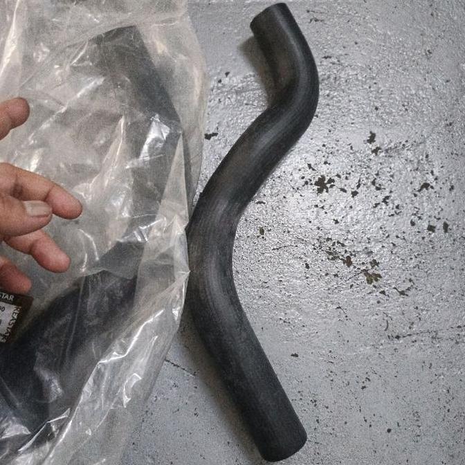 SELANG RADIATOR ATAS HYUNDAI H1 BENSIN PROMO