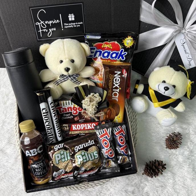 Hampers Snack Hitam | Kado Ultah Wisuda | Gift Box Pacar  Hadiah Ulang Tahun Cowo Cewe