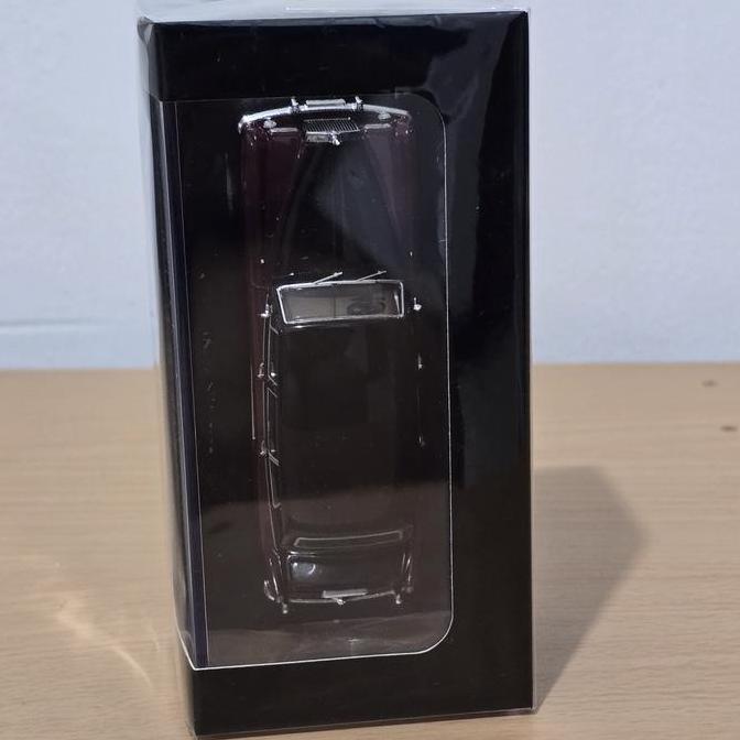 DCM Rolls Royce Phantom VI Black Red Diecast Koleksi Mobil Mainan Mini Scale 1/64 Dengan Kotak Akril