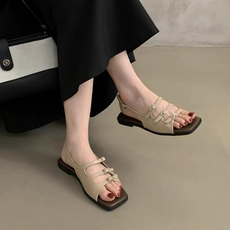 Terbaru Bozbay Sandal Flat Wanita Alas Busa Empuk Sandal Tali Gesper