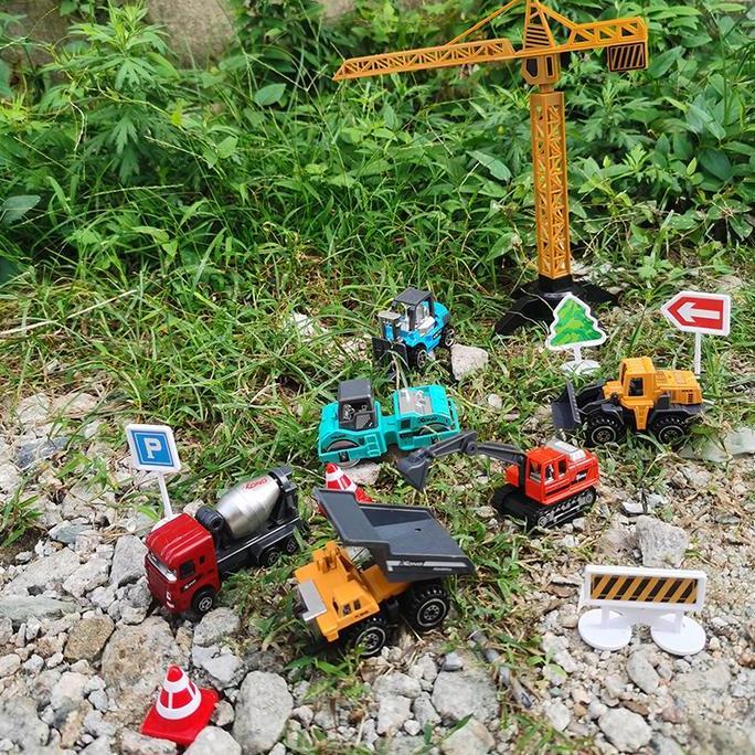 Mainan Miniatru Diecast Truk Traktor Buldozer Excavator Konstruksi