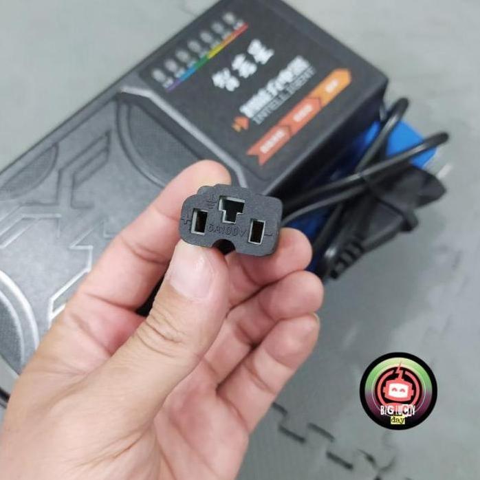 Premium Smart Charger 72V 20Ah 2.8A Motor Listrik Molis Universal Cas Casan Smart Charger Charging S