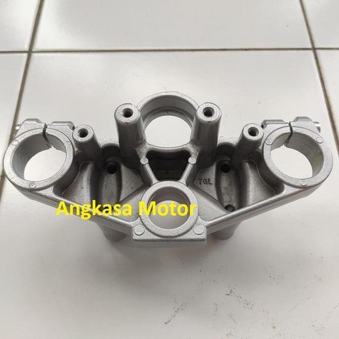 Segitiga Atas VIXION Dudukan Stang Vixion SKR