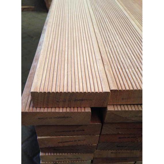 decking kayu ulin sulawesi