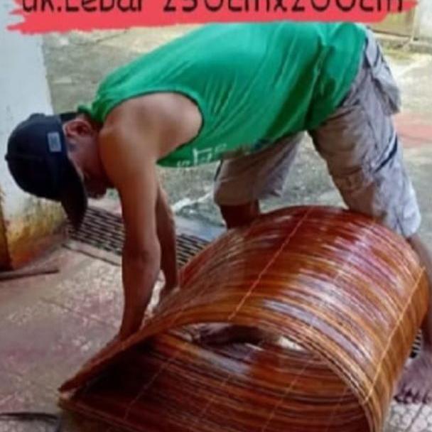 Tirai Krey Outdoor Rotan Plistur Uk 2,5X2M Lengkap Tali Penggulung Kerekan Ring Besi Titanium Tirai/