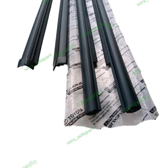 Karet Pelipit Kaca Gen 1 Kaca Hitam Pintu Luar Vios