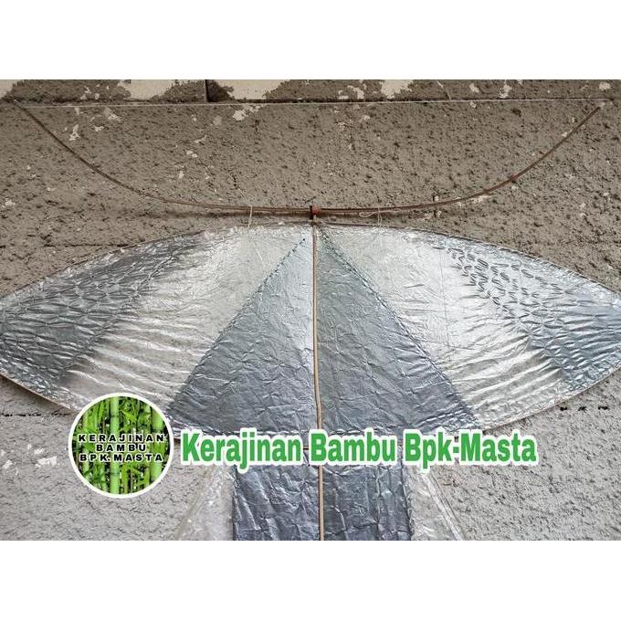 Layangan Peteng Model Kipasan