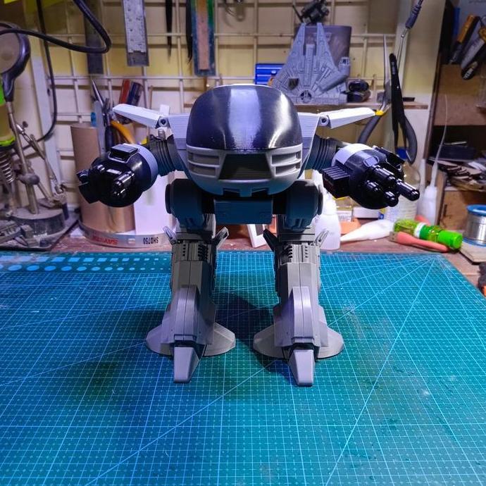 (Kertas Lipat) Miniatur Hobby Toys Enforce Droid ED 209 Robocop 3D Print