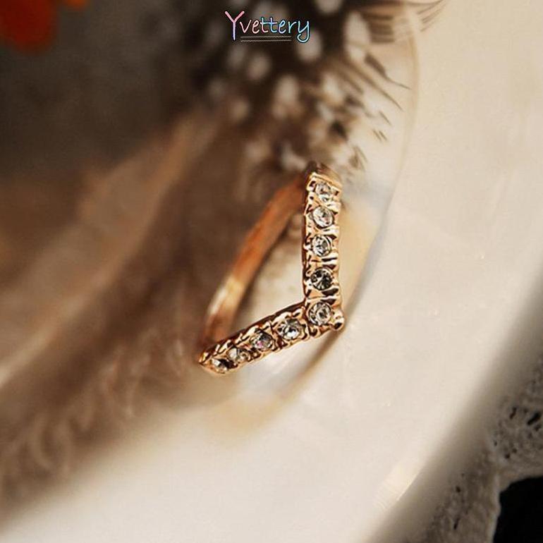 ORIGINAL Cincin Berlian Bentuk V Warna Emas Untuk Wanita Desain Berlian Bertatahkan Cincin Pertunang