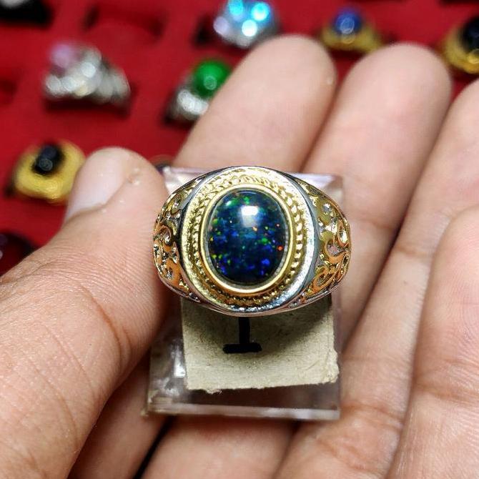 BATU CINCIN KALIMAYA BLACK OPAL